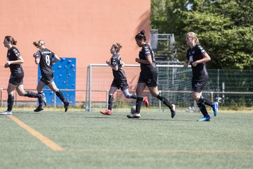 Bild 36 - wBJ SV Henstedt Ulzburg - TuS Rotenhof : Ergebnis: 12:0